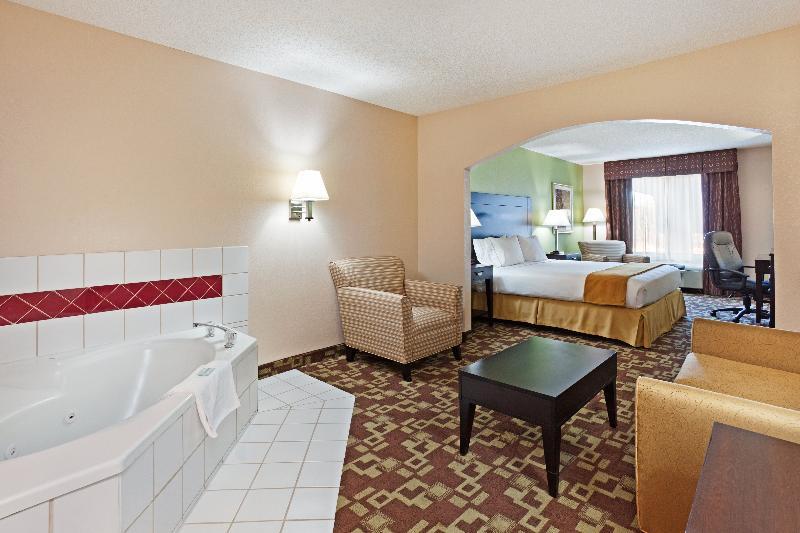 Holiday Inn Express & Suites Reidsville By Ihg מראה חיצוני תמונה